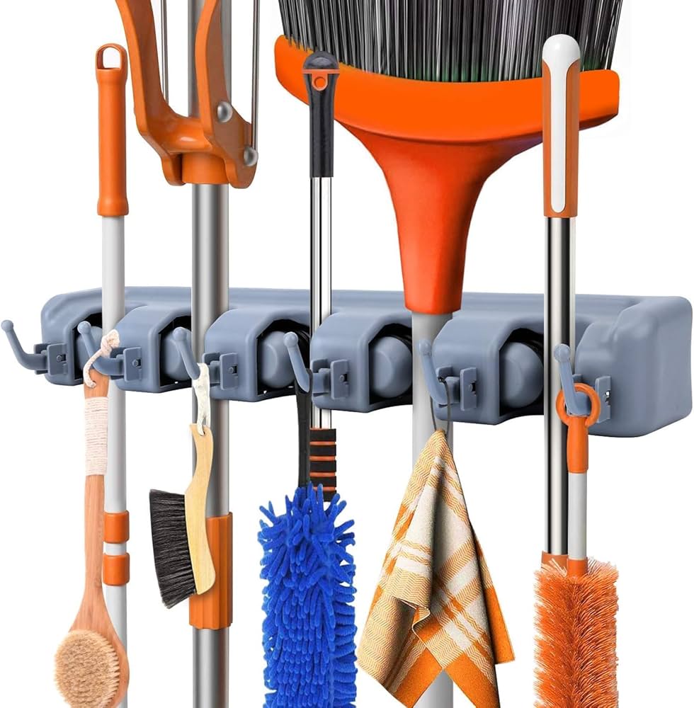 Cleaning supplies organizer