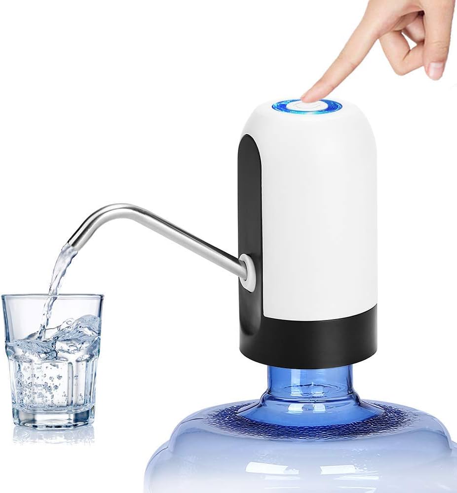 Automatic water dispenser